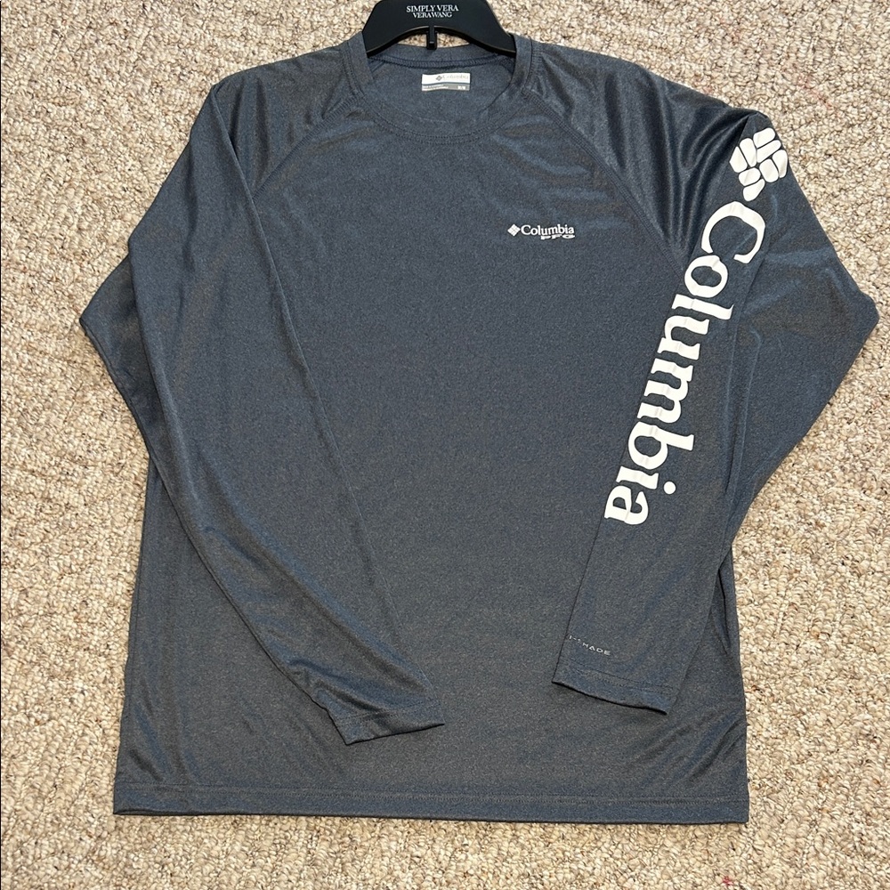 Columbia Men’s Dark Gray Long Sleeve Performance Shirt – Medium, NWOT